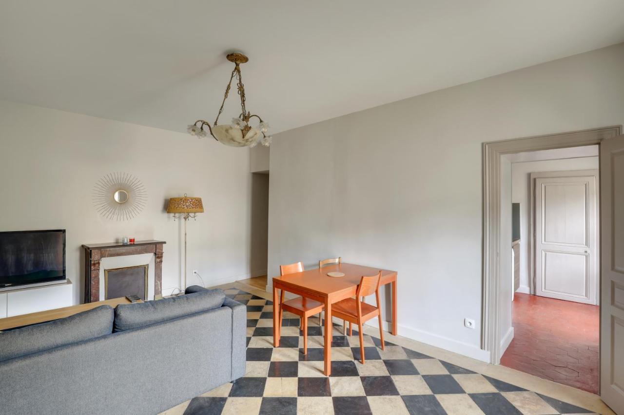 Le Richelieu Apartment แวร์ซาย ภายนอก รูปภาพ